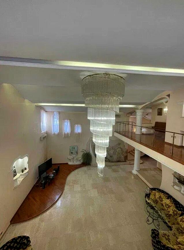1835810032331776