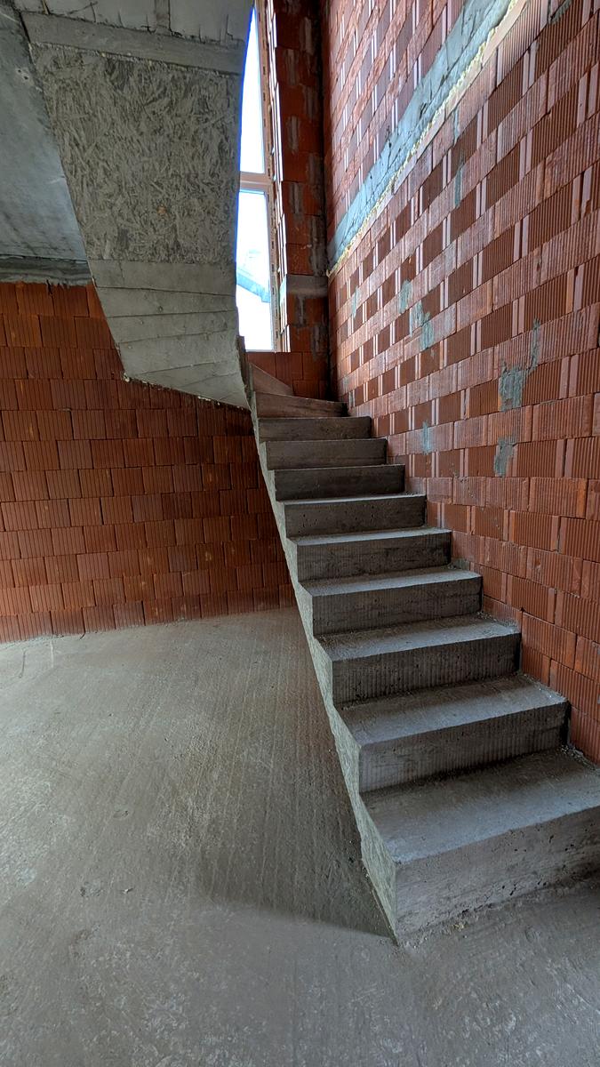 1843424660376778
