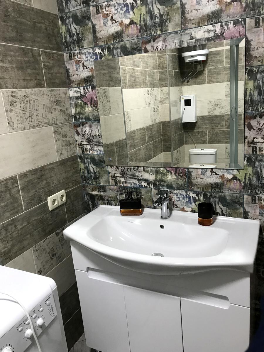 1779001041960783