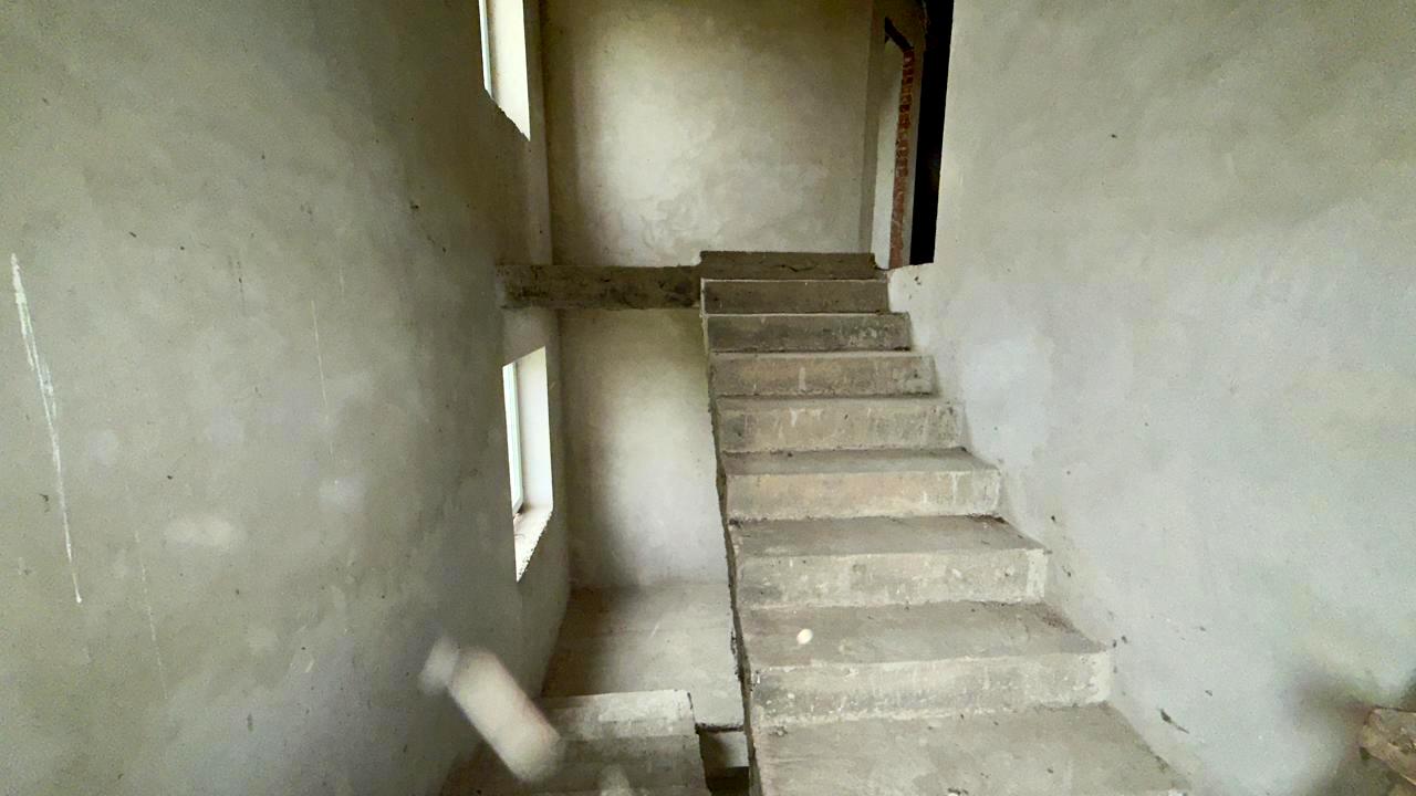1845328197348784