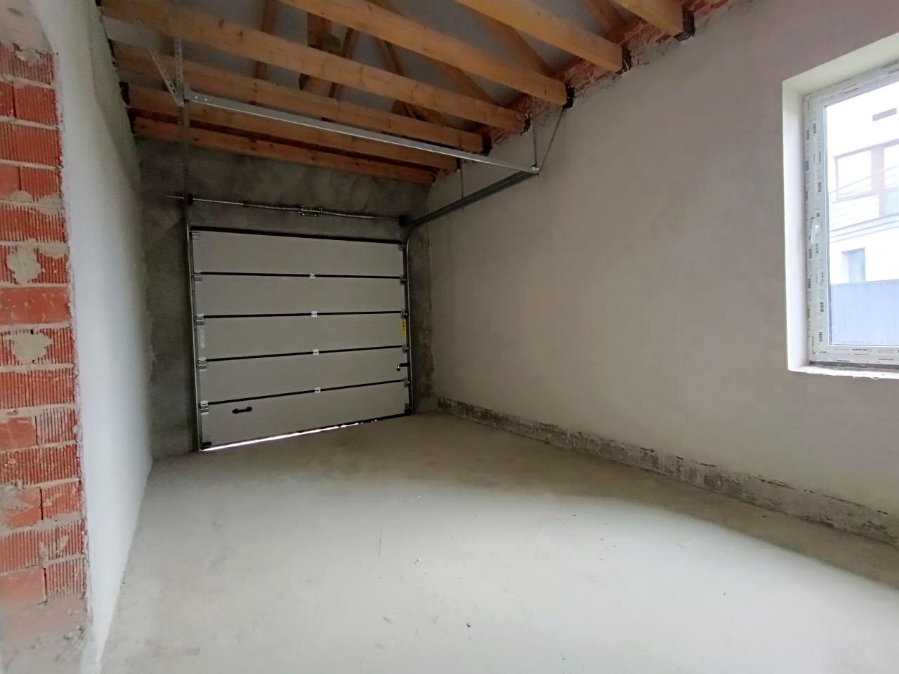 1838812831047787