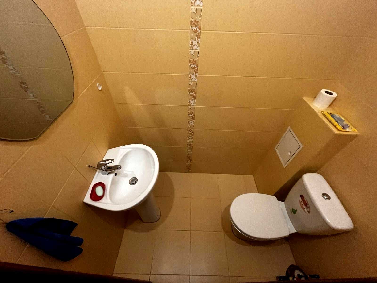1826473394879079