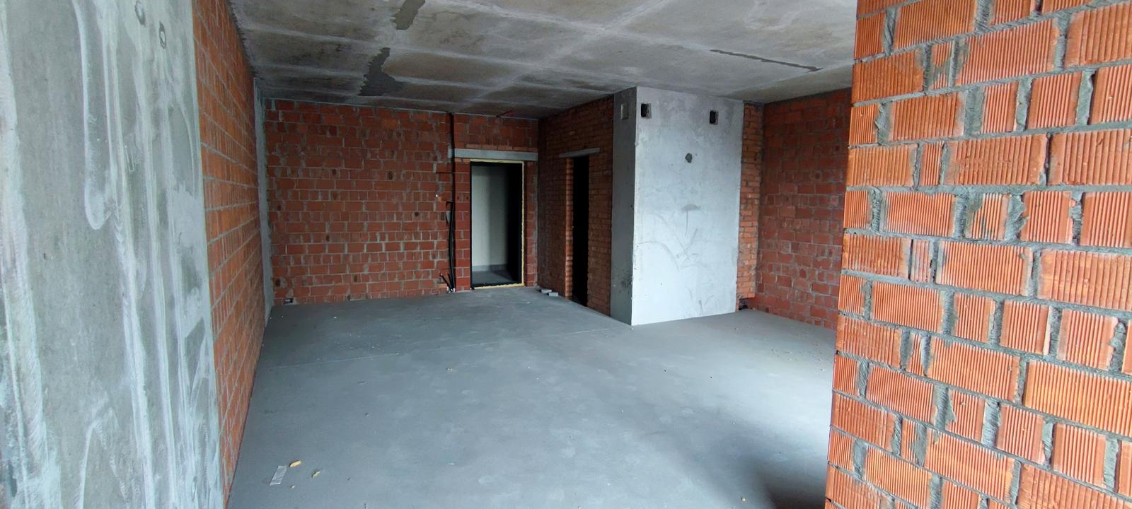 1838976605626079