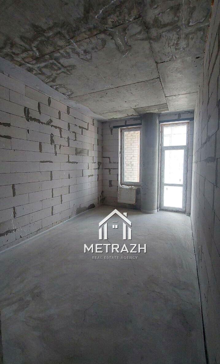 1834482081869796