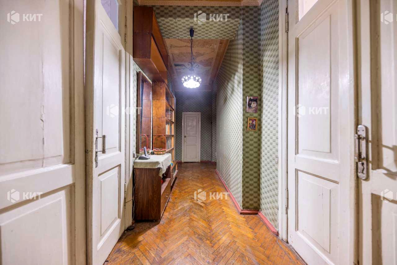 1843602243087080
