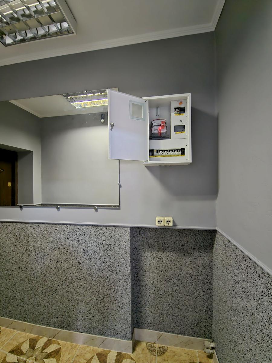 1835892553637081