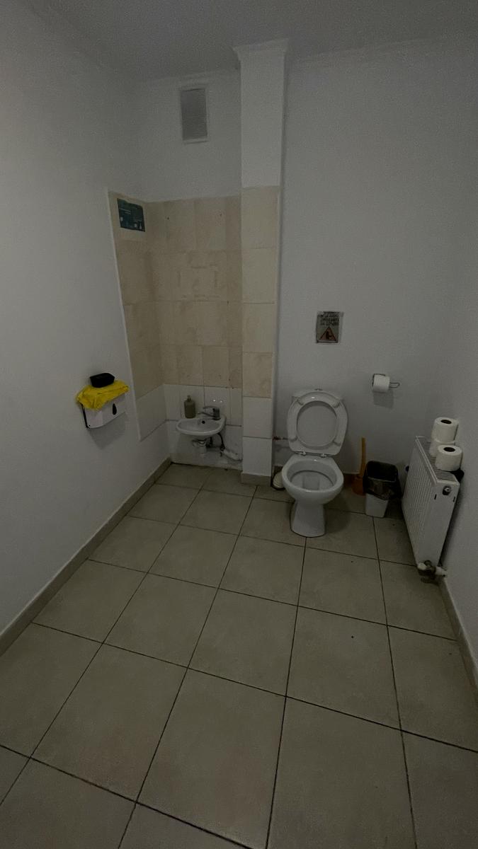 1842047440673813
