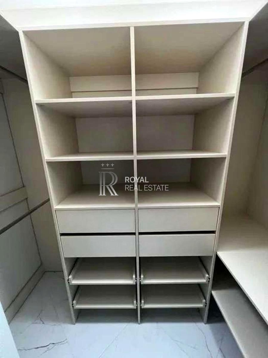 1845228344155813