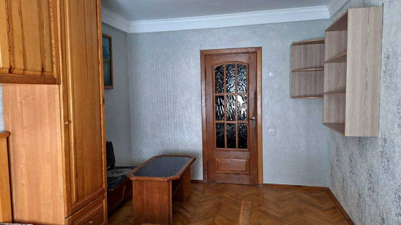 1836643386790816