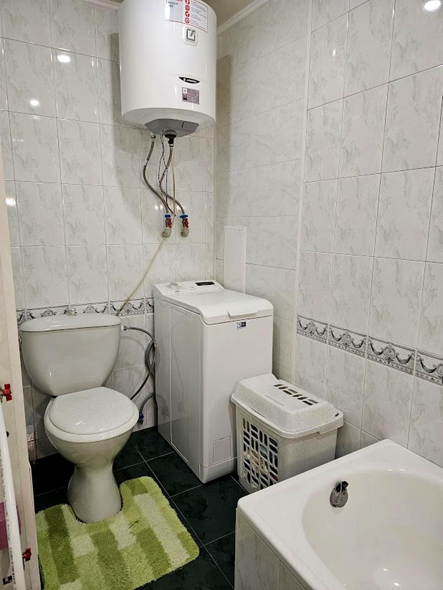 1798303535215082