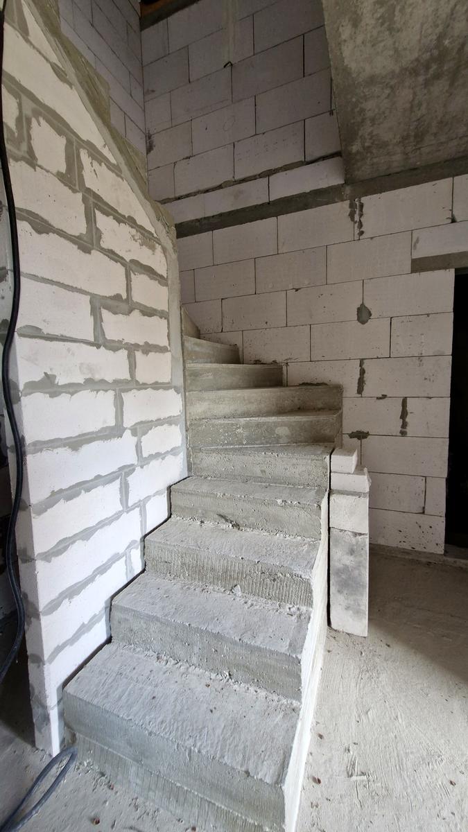 1837472650257824