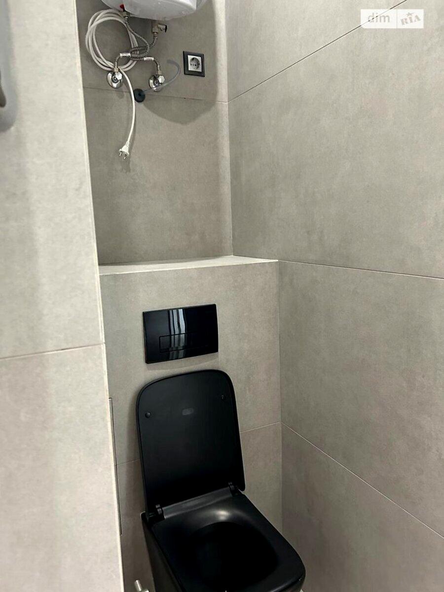1842961679103826