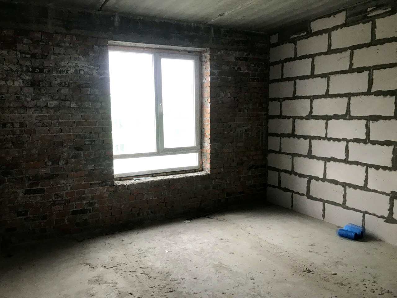1836070976415827