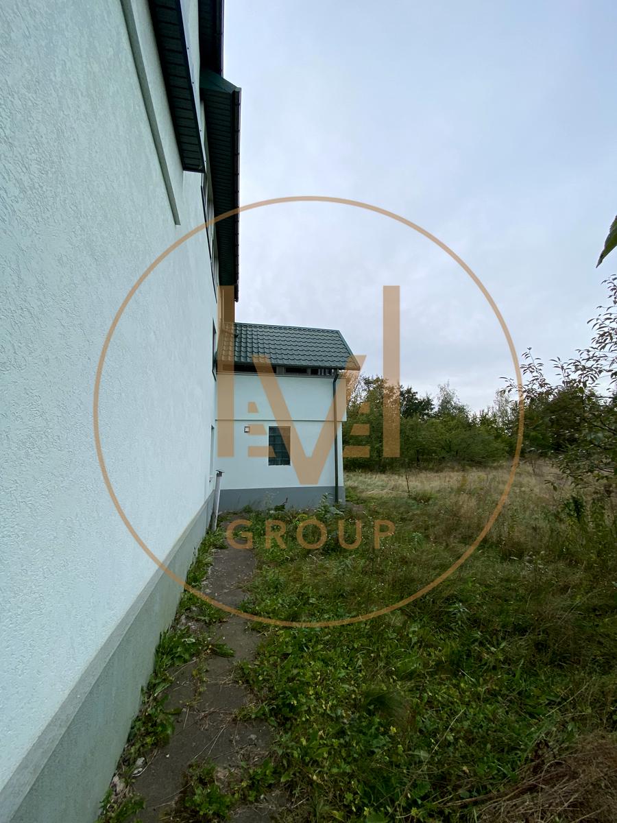 1844958868031828