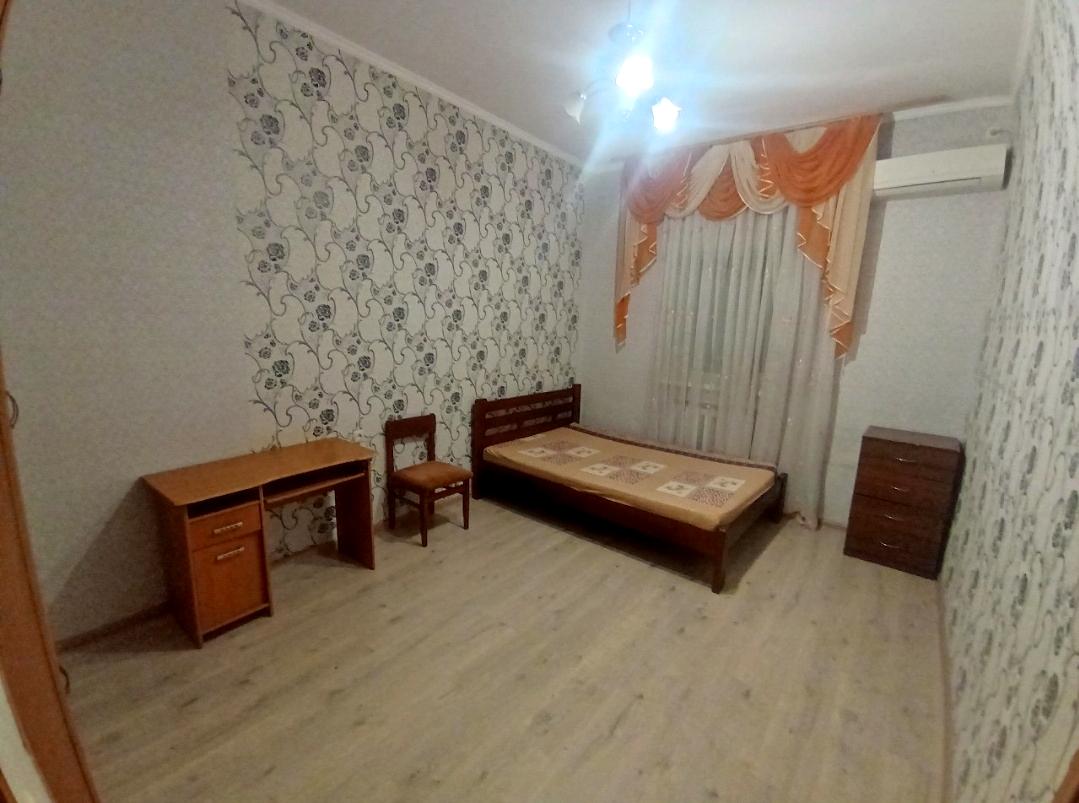 1793954780417831
