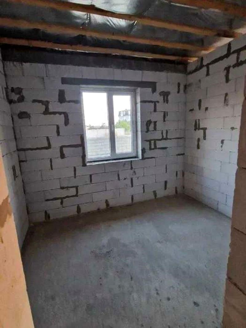 1842794050683831