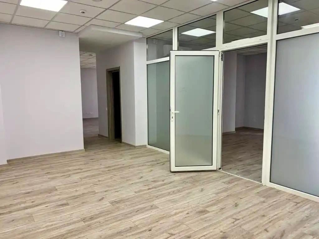 1843686773309836