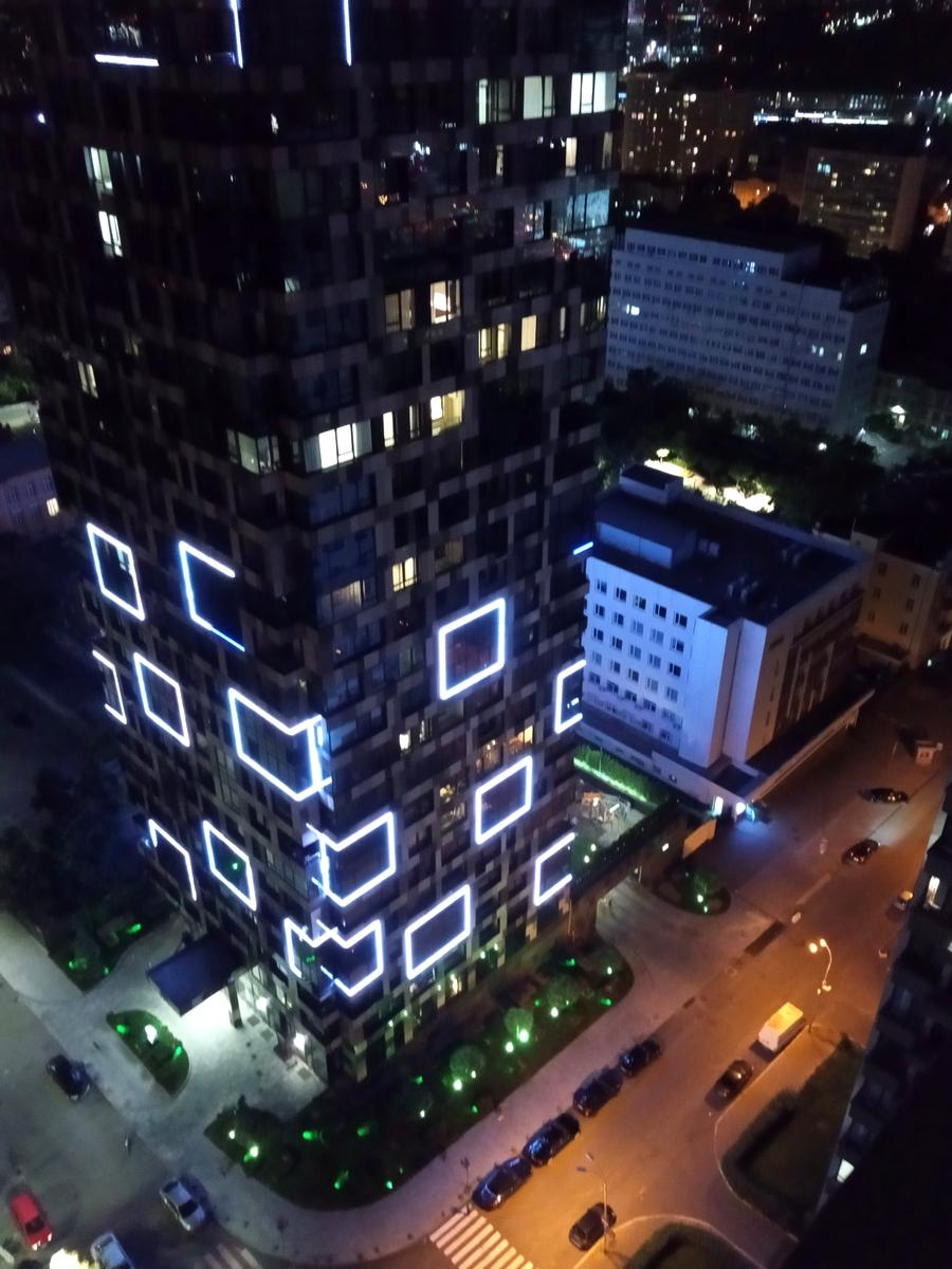 1719010978175839