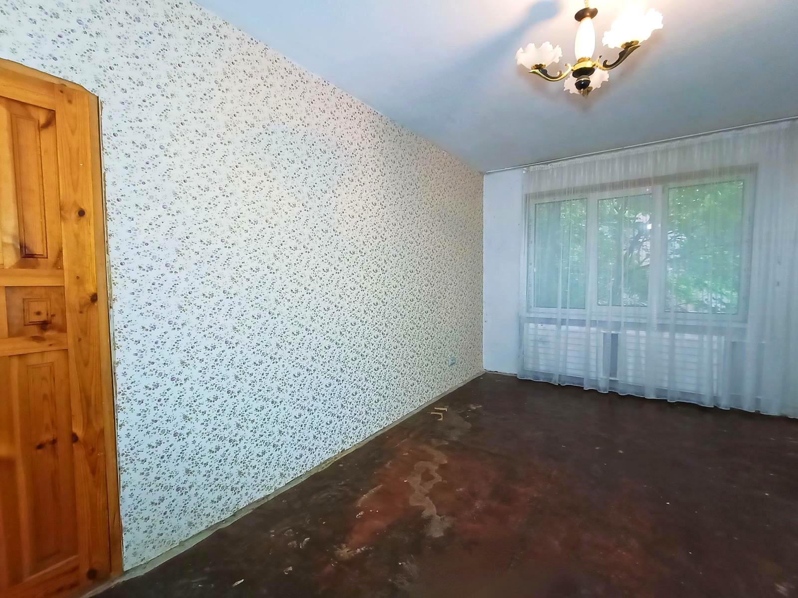 1836750401204084