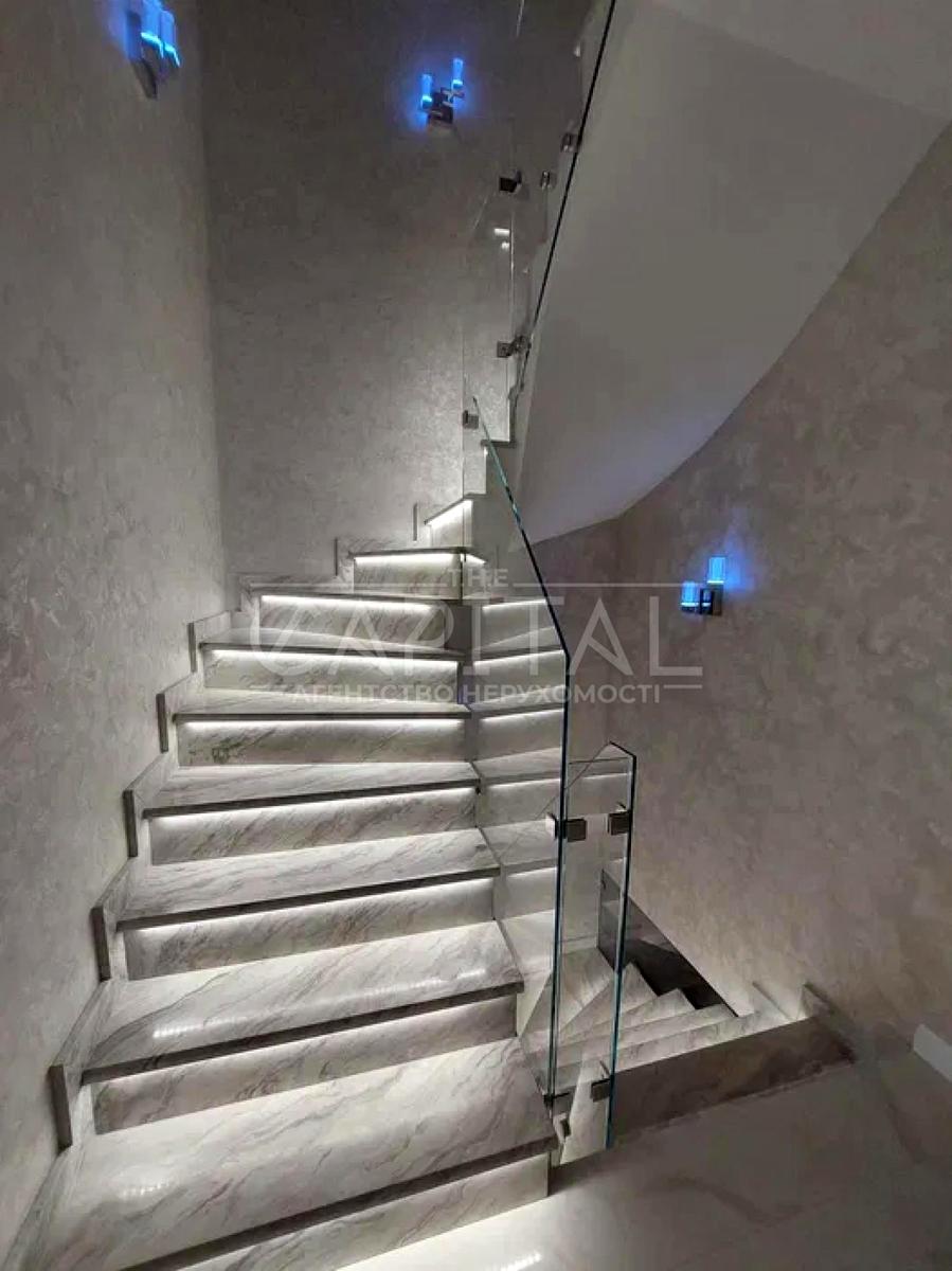 1839894209553840