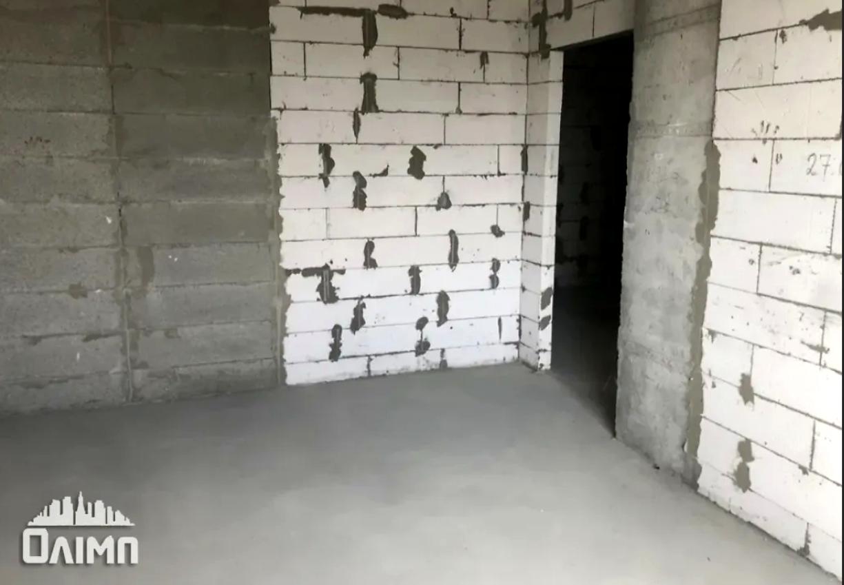 1842873888726847