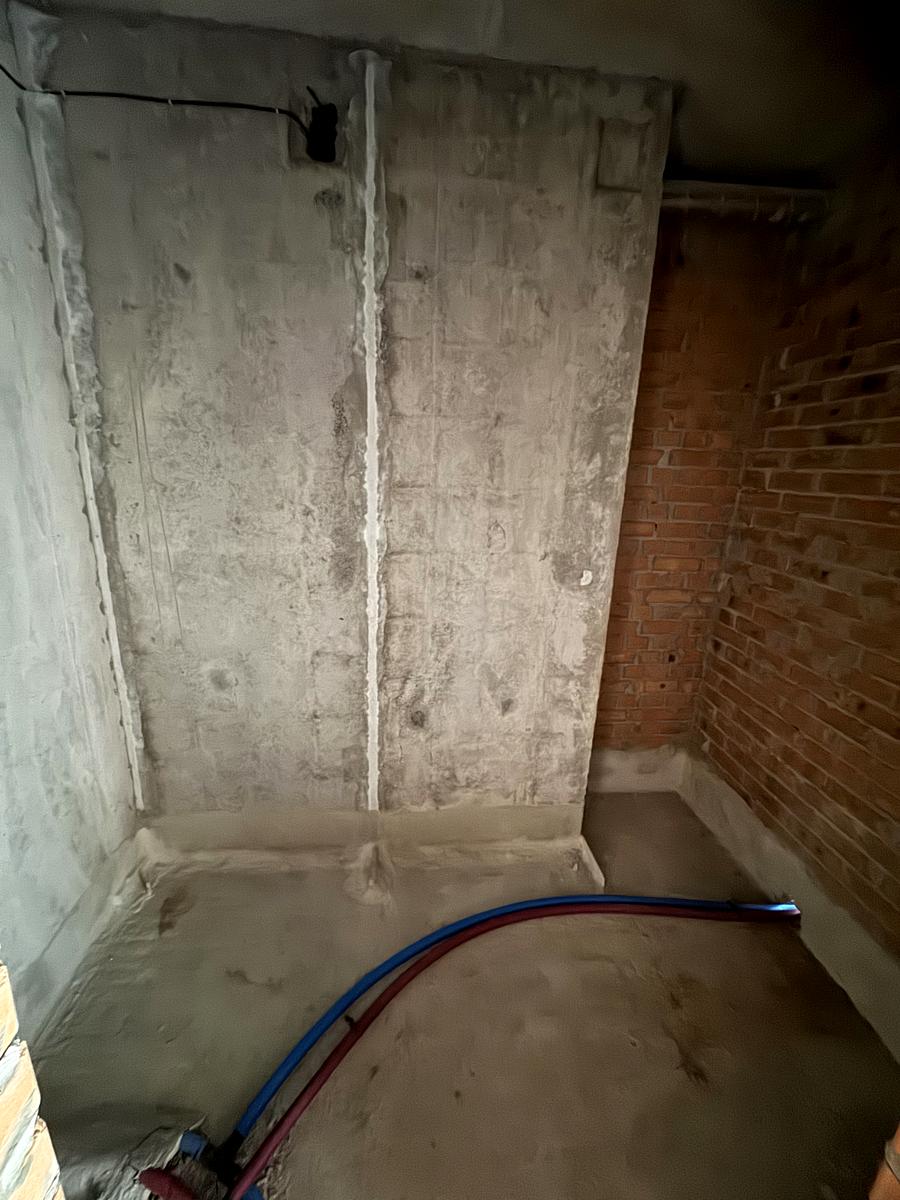1835893728765851