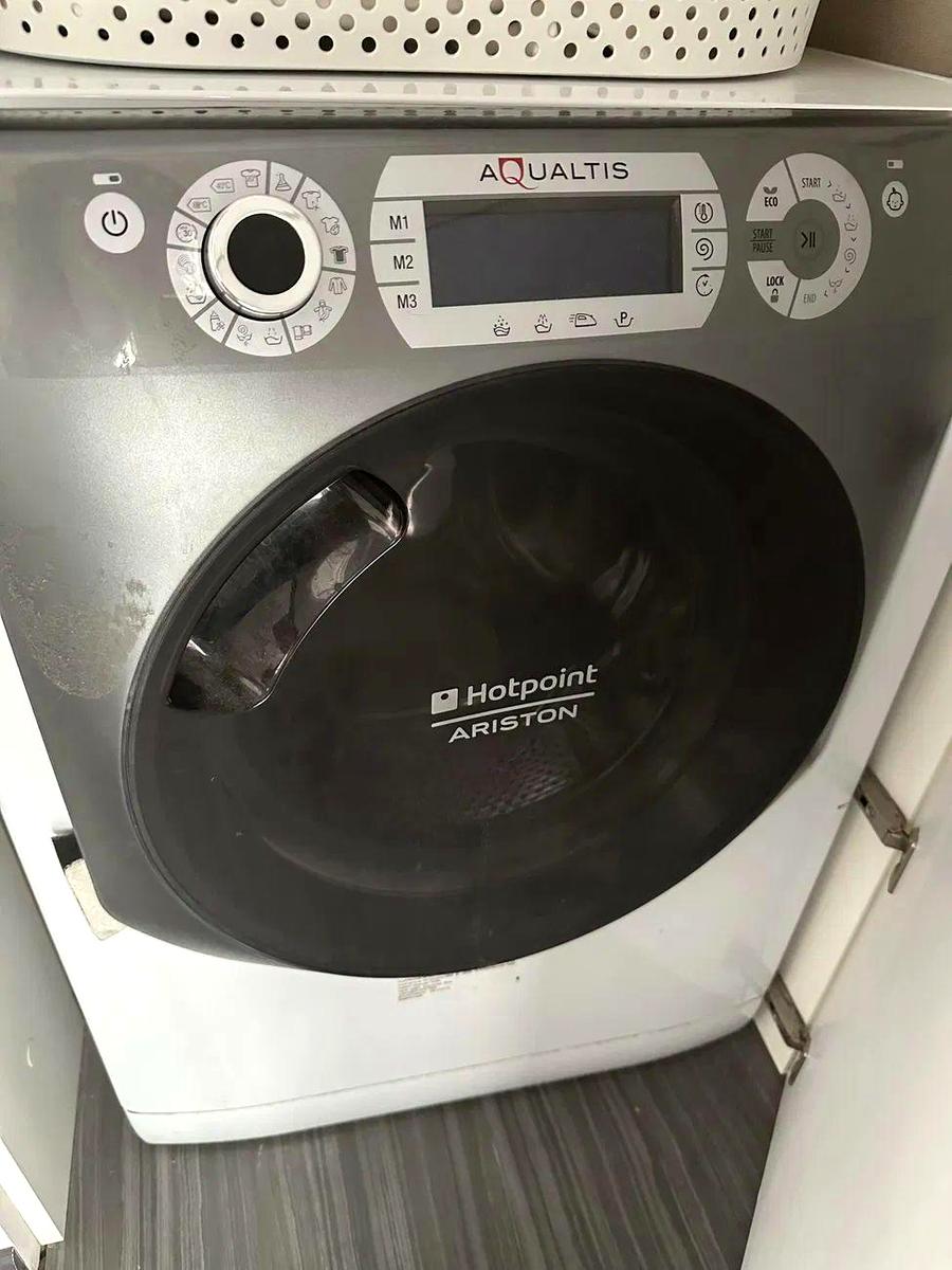 1845337845224852