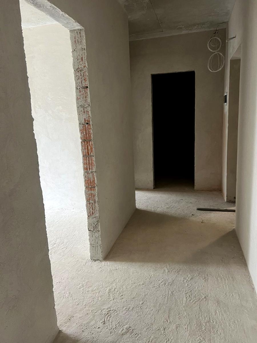 1844403567228858
