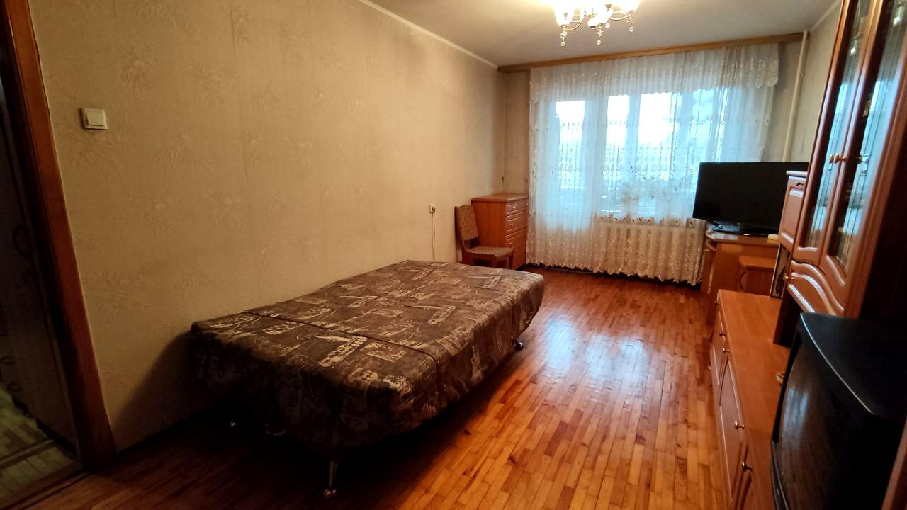 1795674784536865