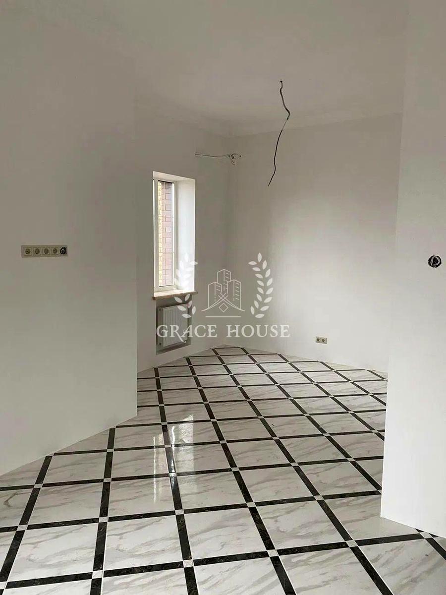 1837872696586865