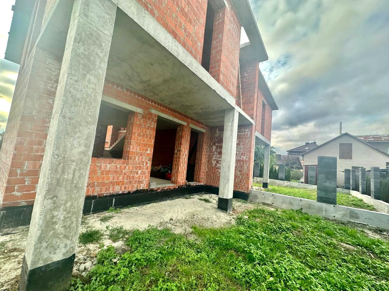 1846437579454865