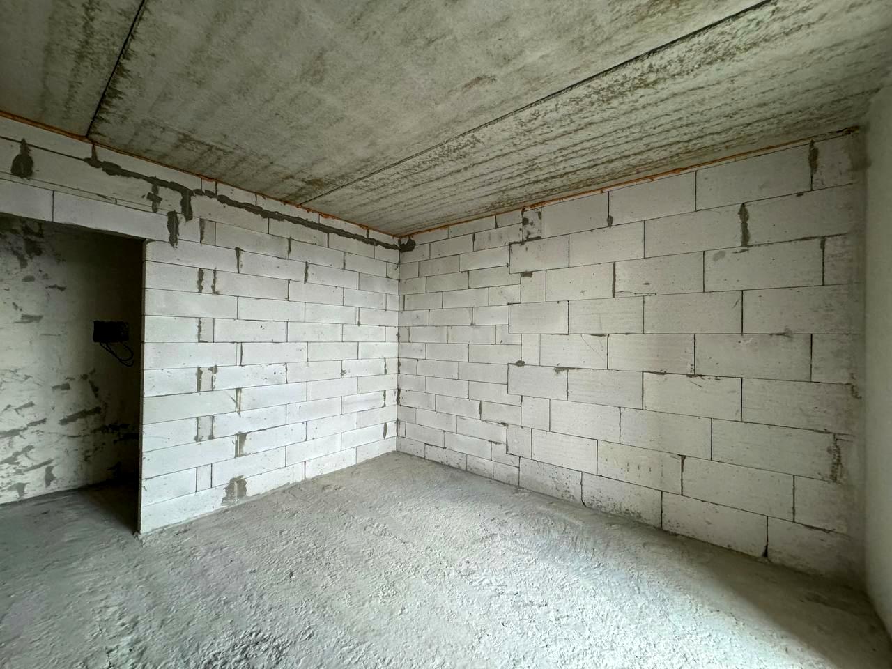 1819878125945867