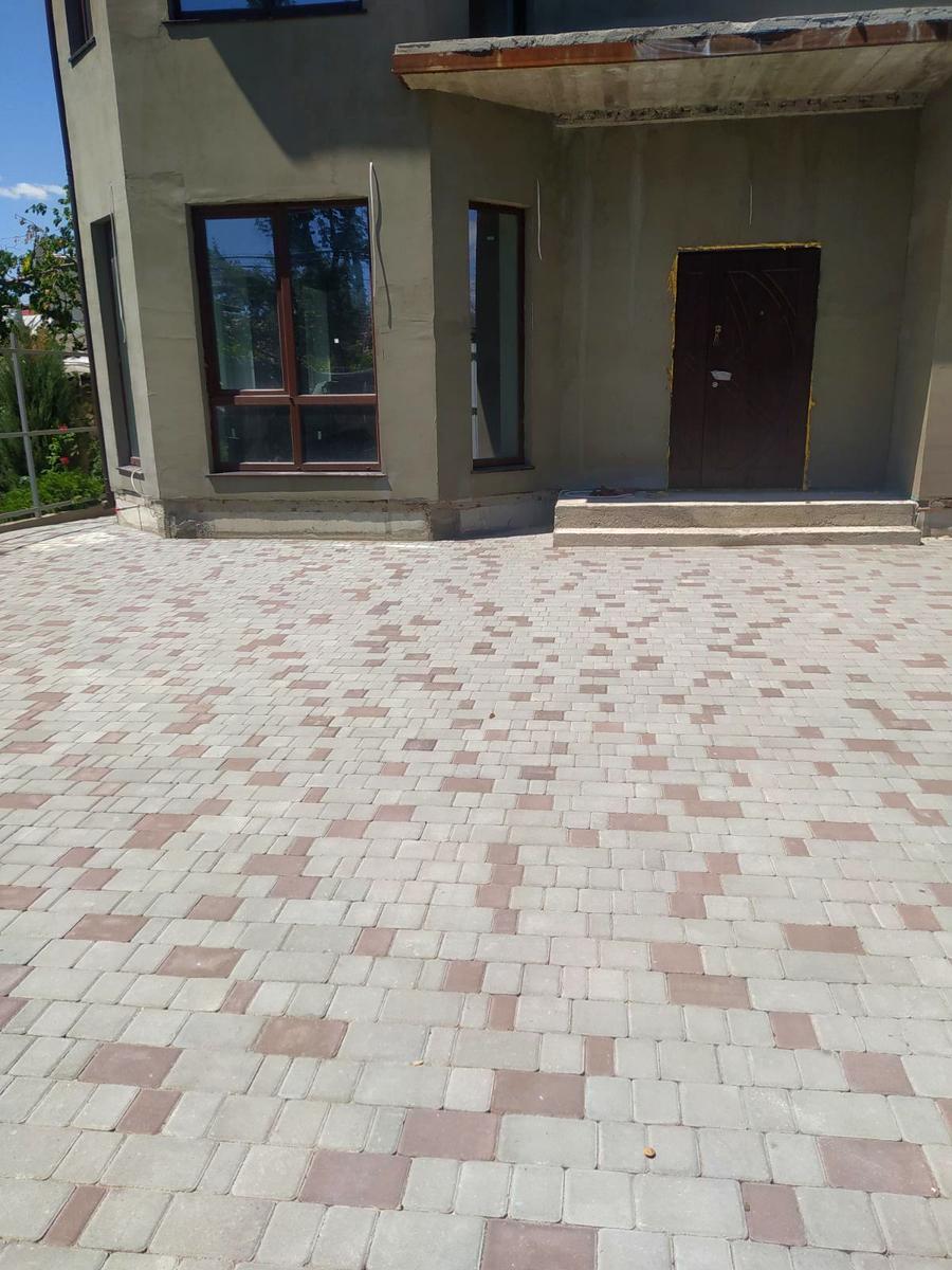 1834730921265870