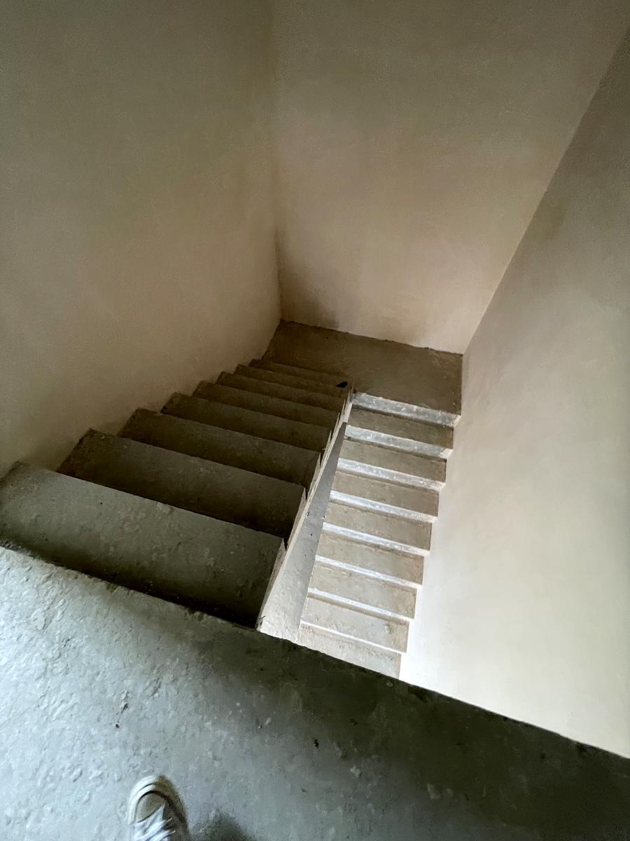 1800321986601872