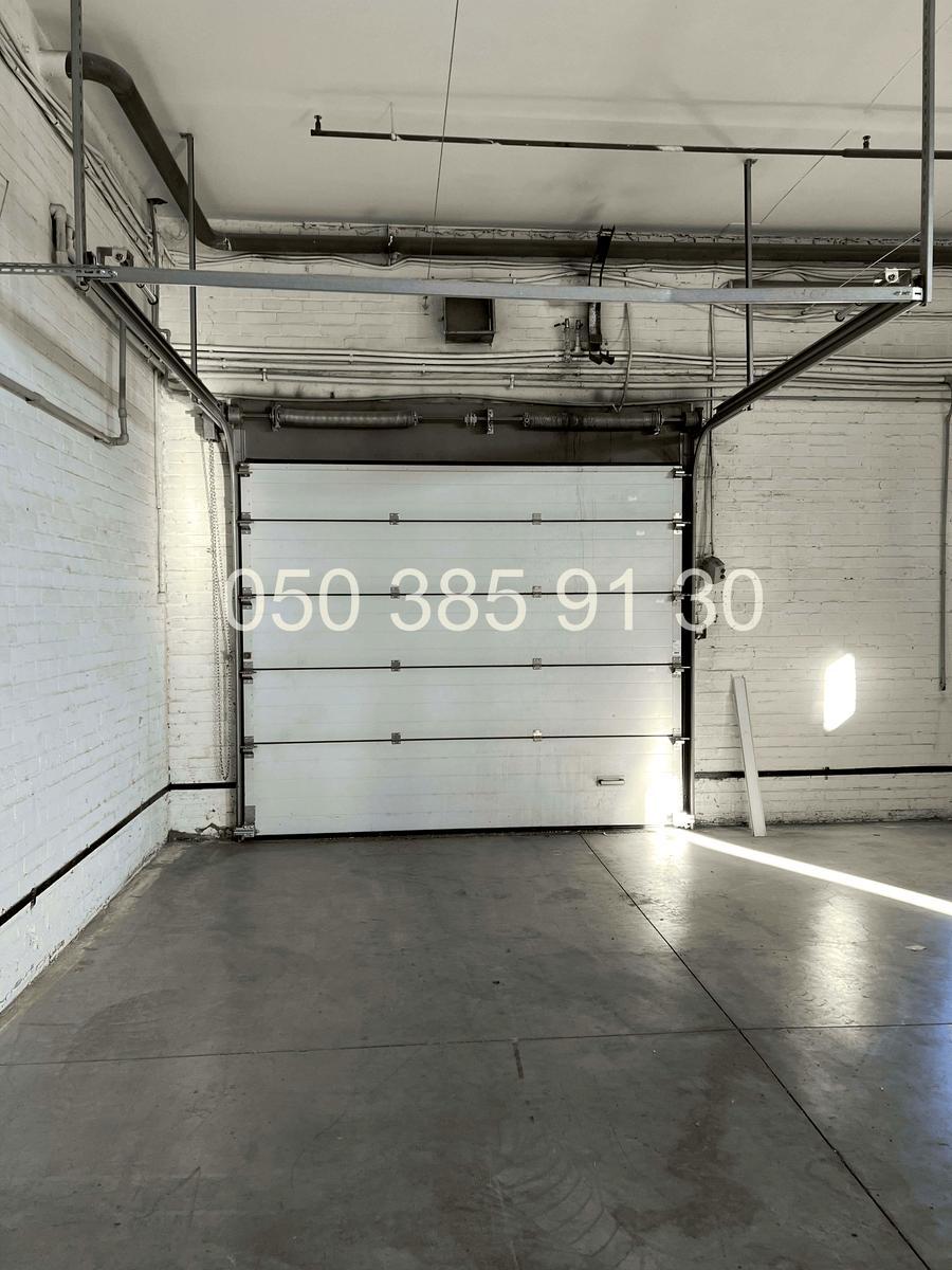 1834094731574872