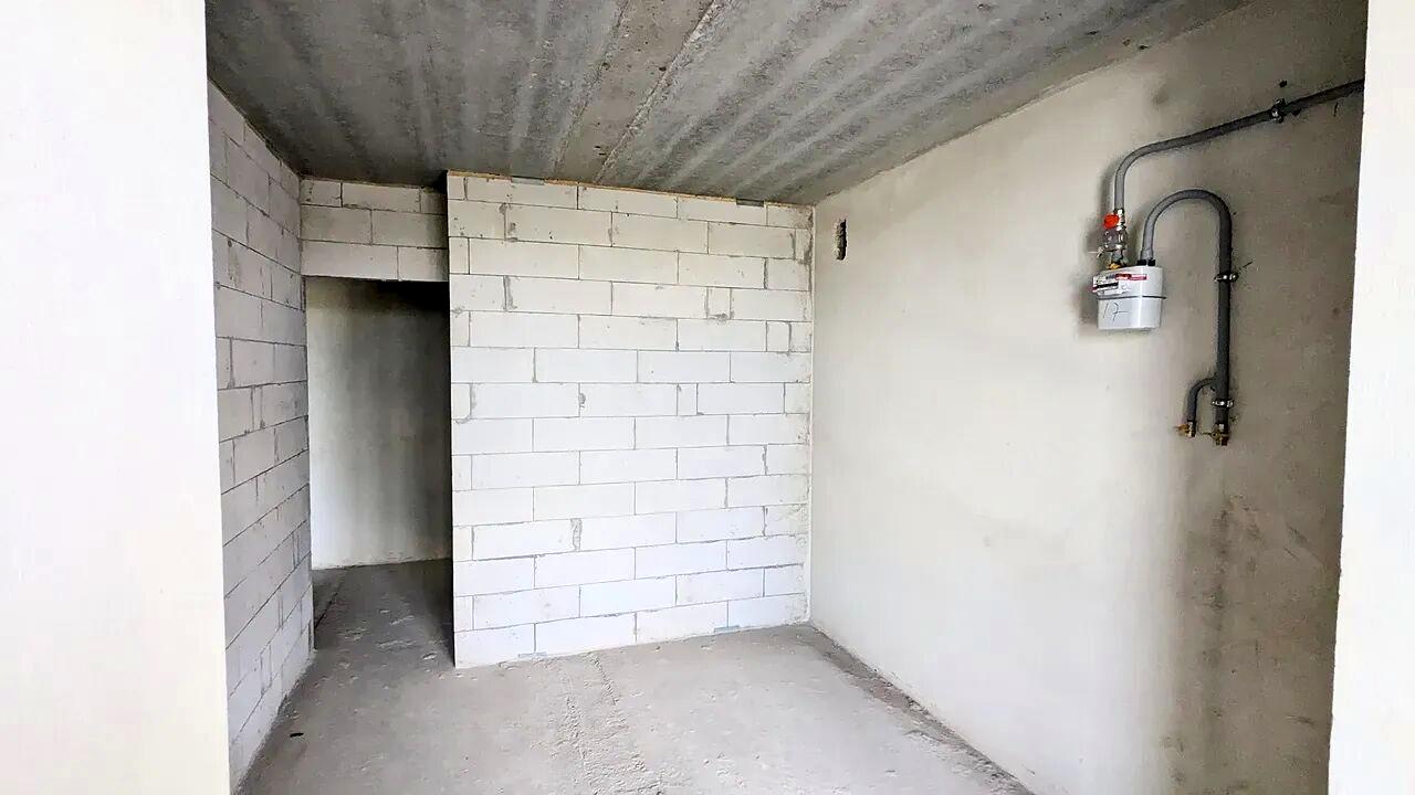 1840973211227873