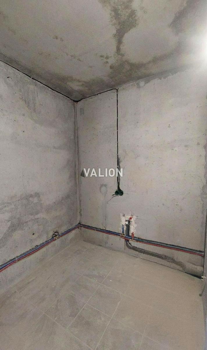 1835726529651874
