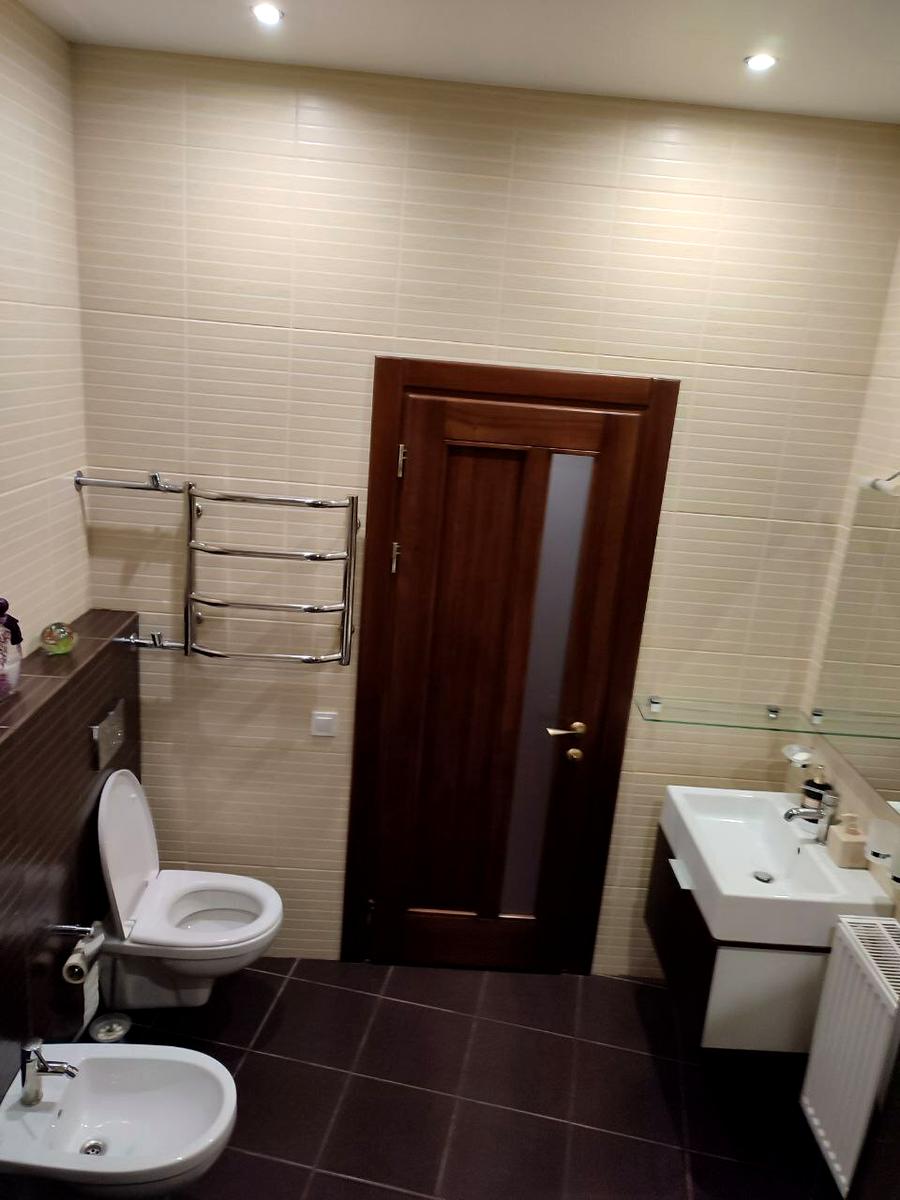 1785157778829877