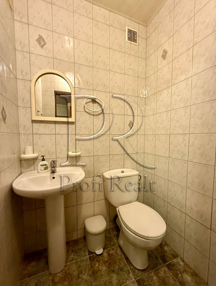 1842521256634088