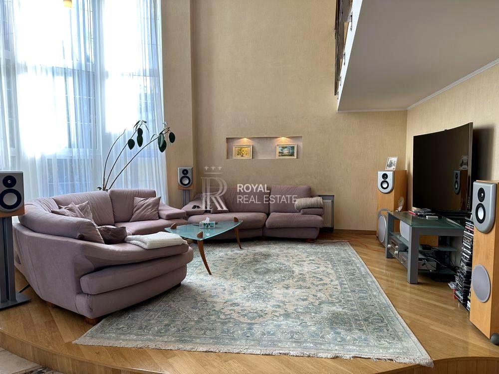 1846499762870088