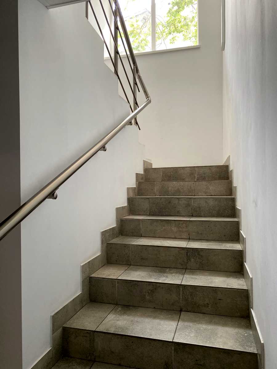 1837616857021880