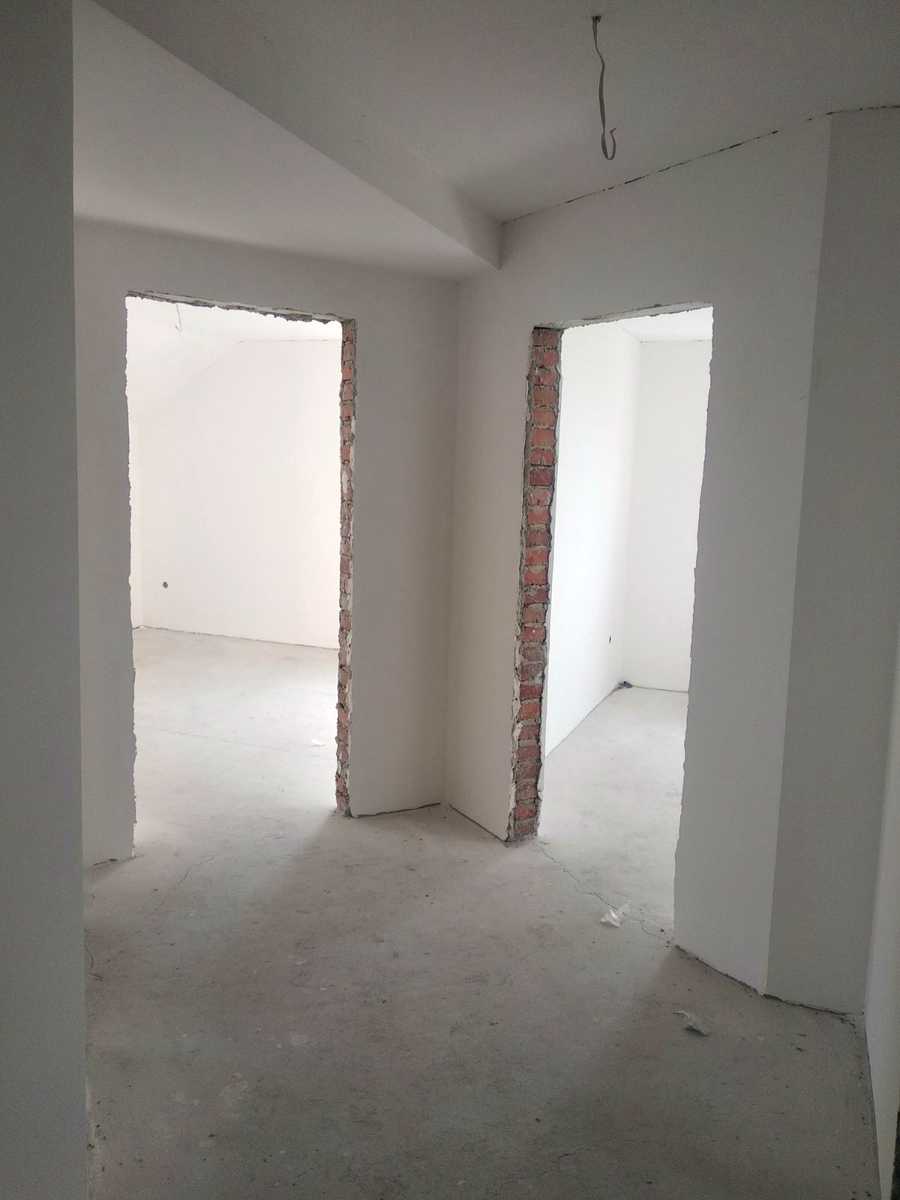1835439135444881