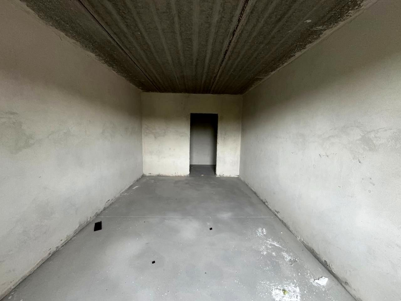 1842254235456884