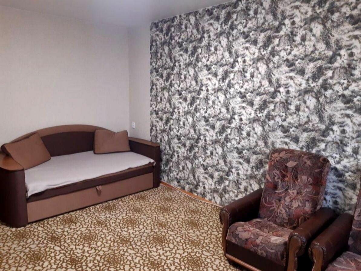 1832390740607885