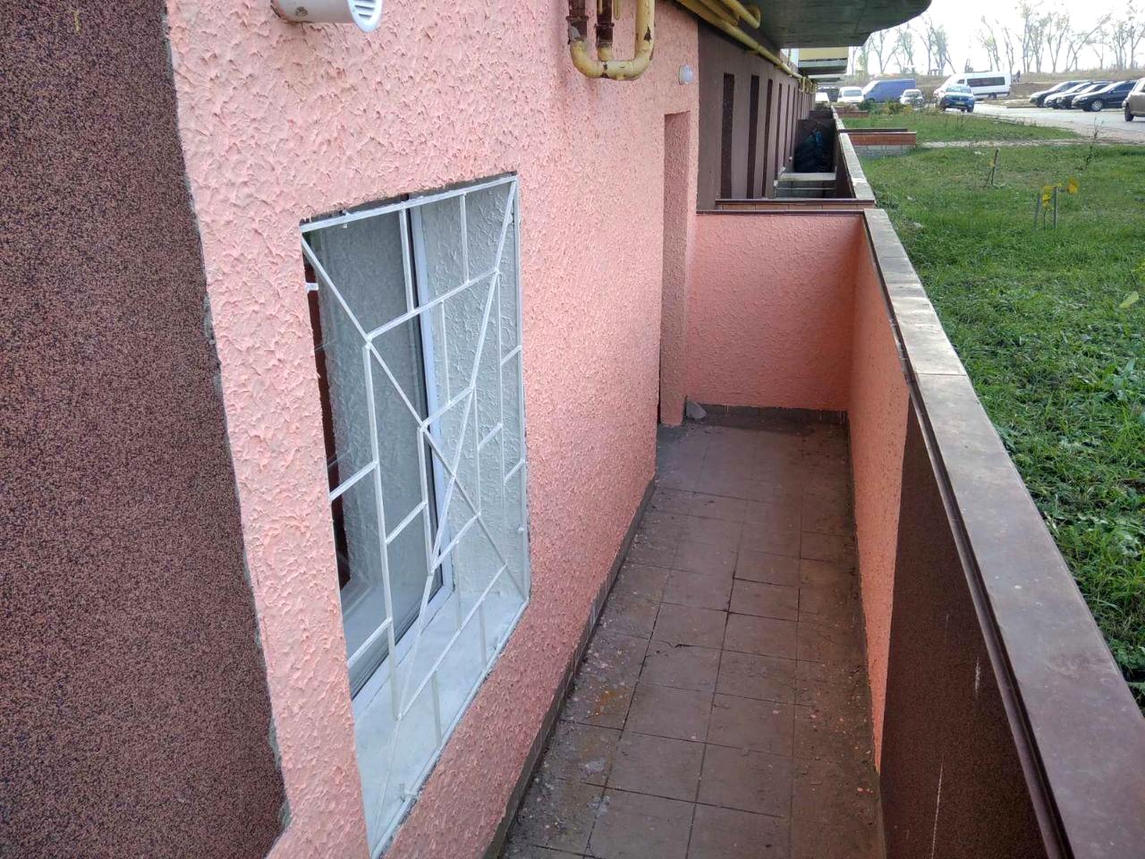 1840795463895887