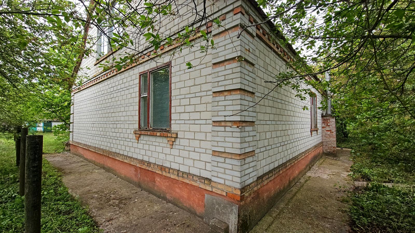 1840436541260888