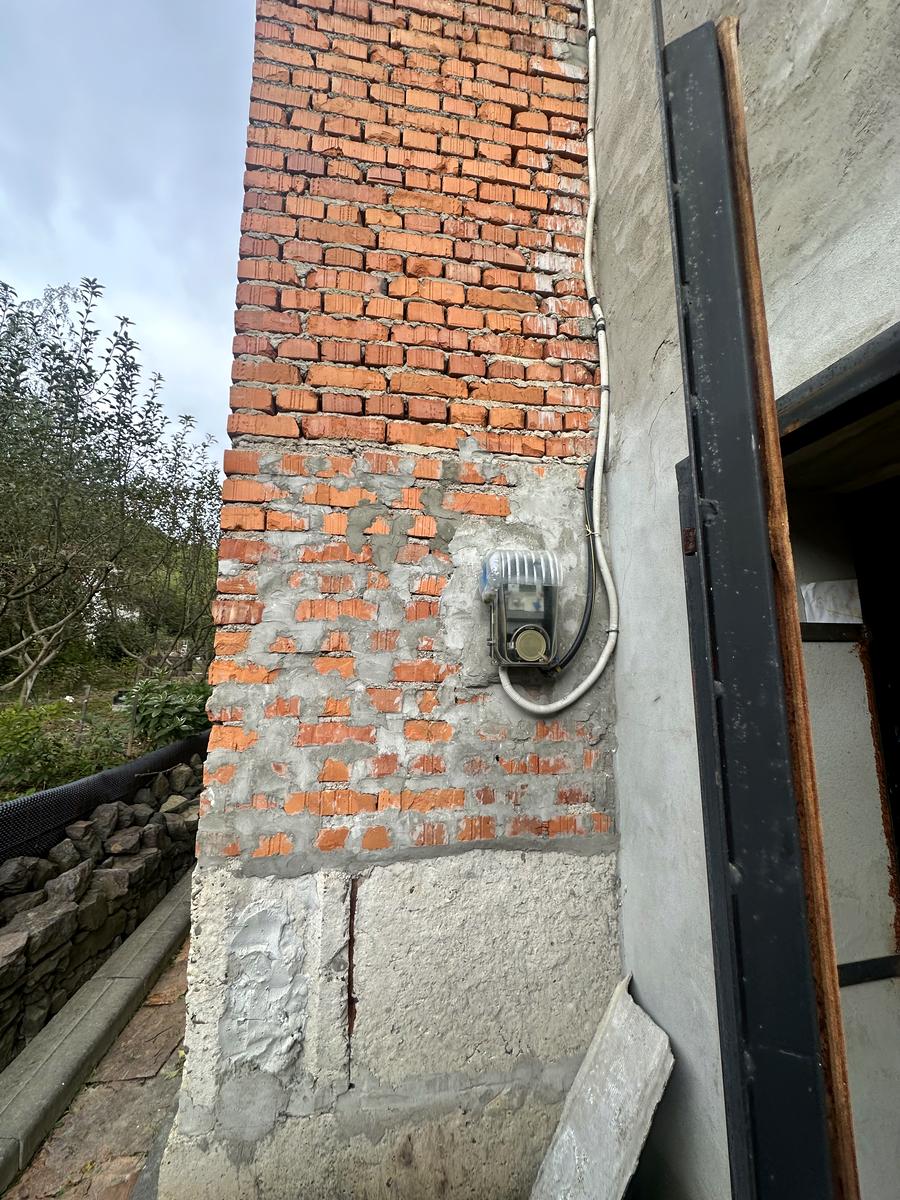1845229670323893