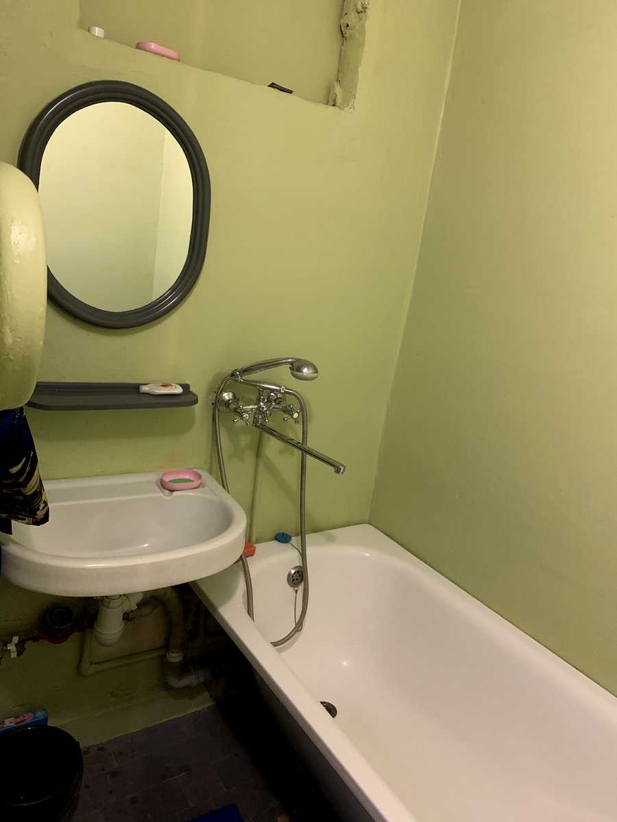 1770140559298894