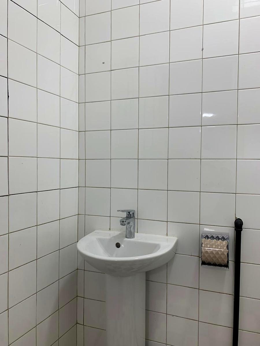 1842964671618895