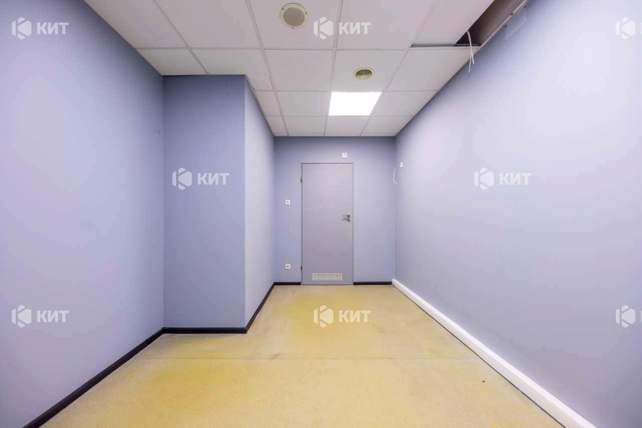1835798144462898